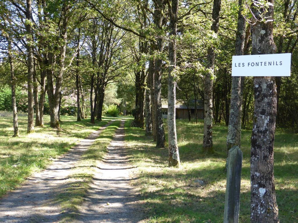 Les Fontenils Lassay-sur-Croisne Экстерьер фото